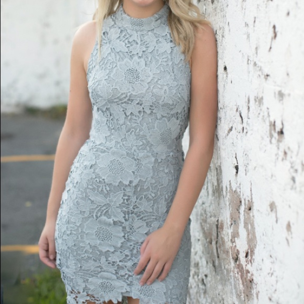 ASTR Knee length dress